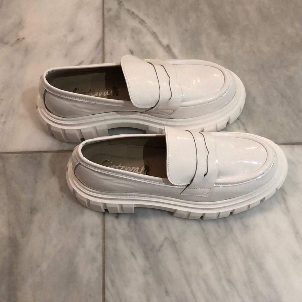 L’Intervale white patent leather size 8 shoes! Lug sole loafers!